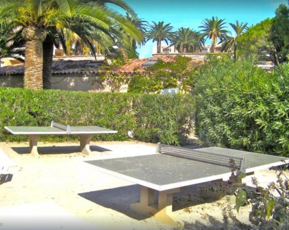 T2 A/C Cote D'Azur, Piscine, Plage A 350M, Wifi فالوريس المظهر الخارجي الصورة